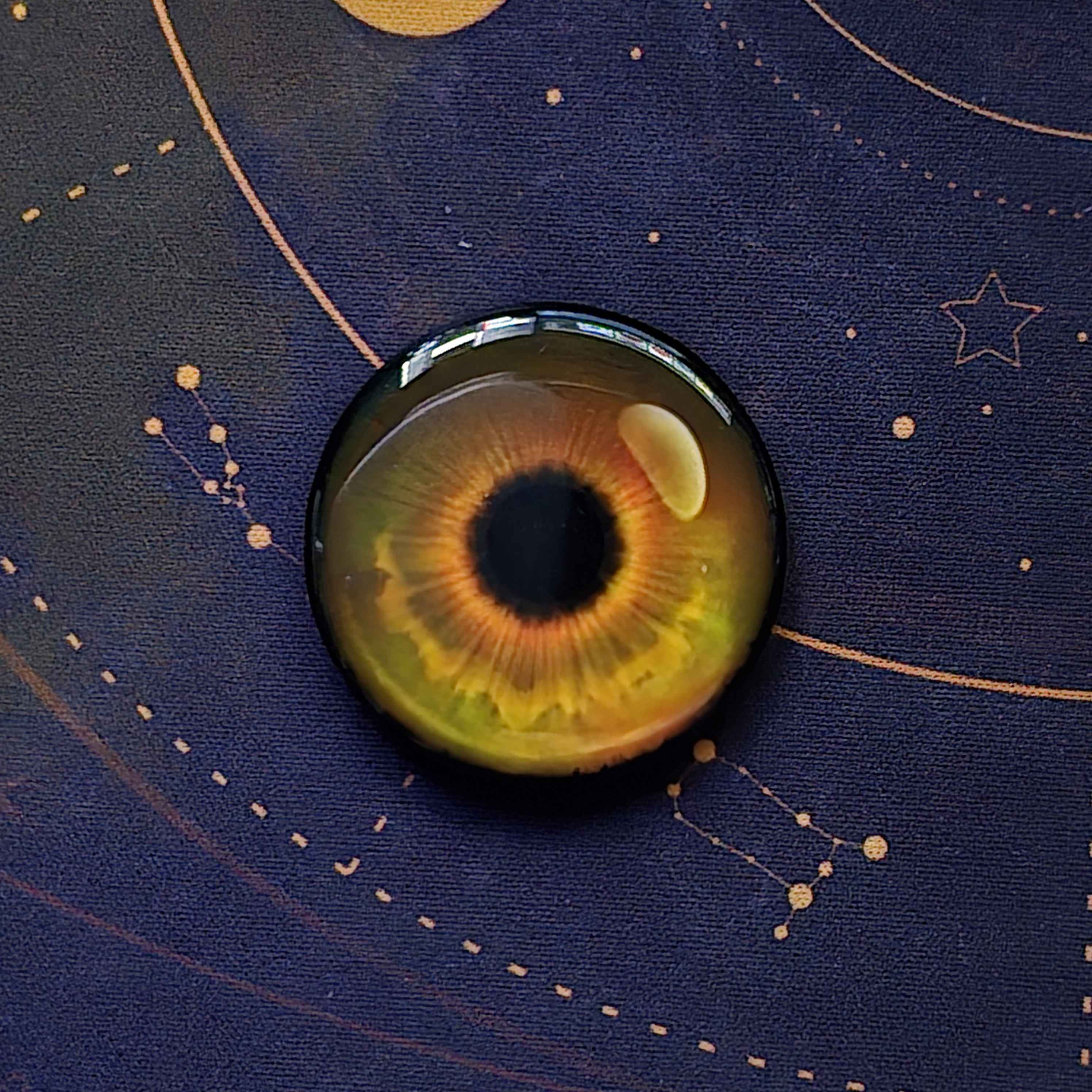 [Love and Deepspace] Zayne Eye Magnetic Pin